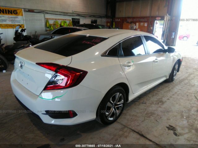 Photo 3 VIN: 2HGFC2F58JH608010 - HONDA CIVIC SEDAN 