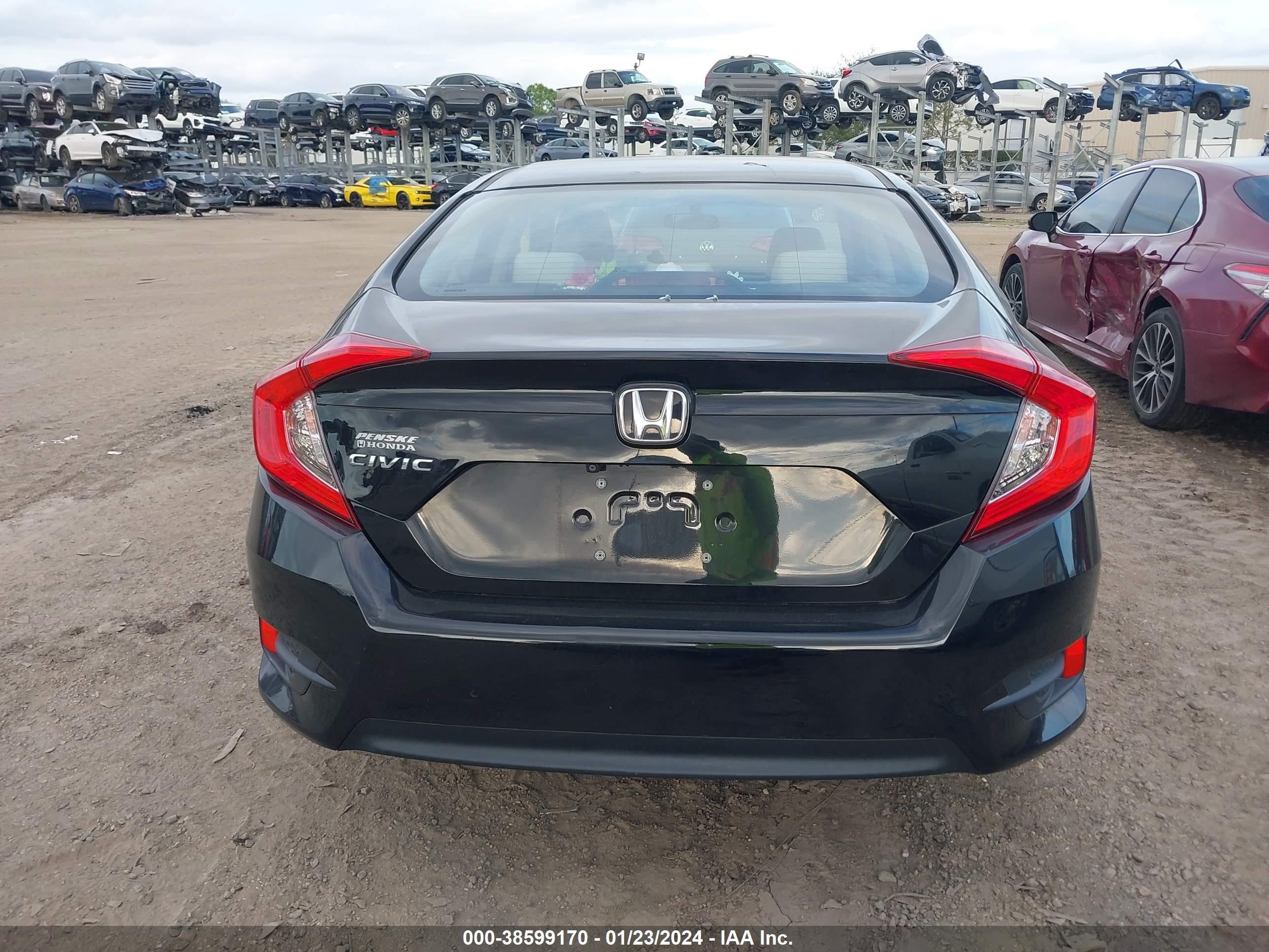 Photo 15 VIN: 2HGFC2F59JH595509 - HONDA CIVIC 