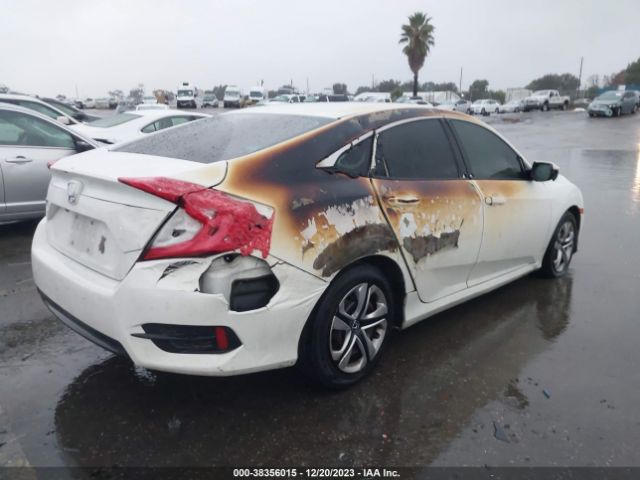 Photo 3 VIN: 2HGFC2F5XGH562186 - HONDA CIVIC 