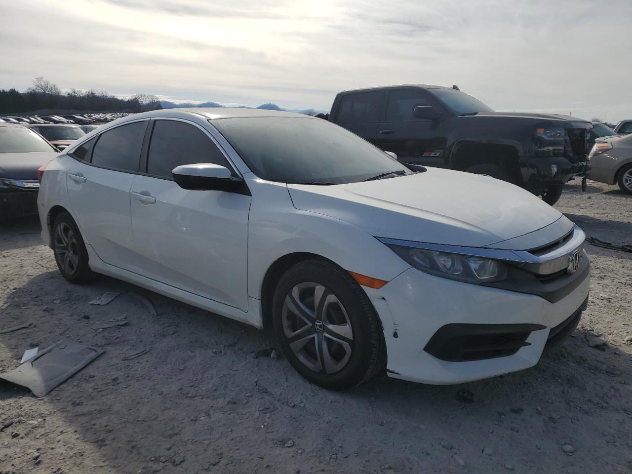 Photo 3 VIN: 2HGFC2F5XGH570062 - HONDA CIVIC 