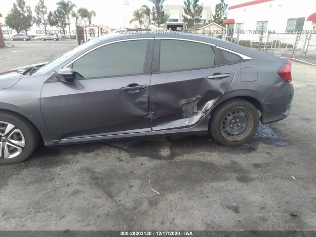 Photo 5 VIN: 2HGFC2F5XHH557877 - HONDA CIVIC SEDAN 