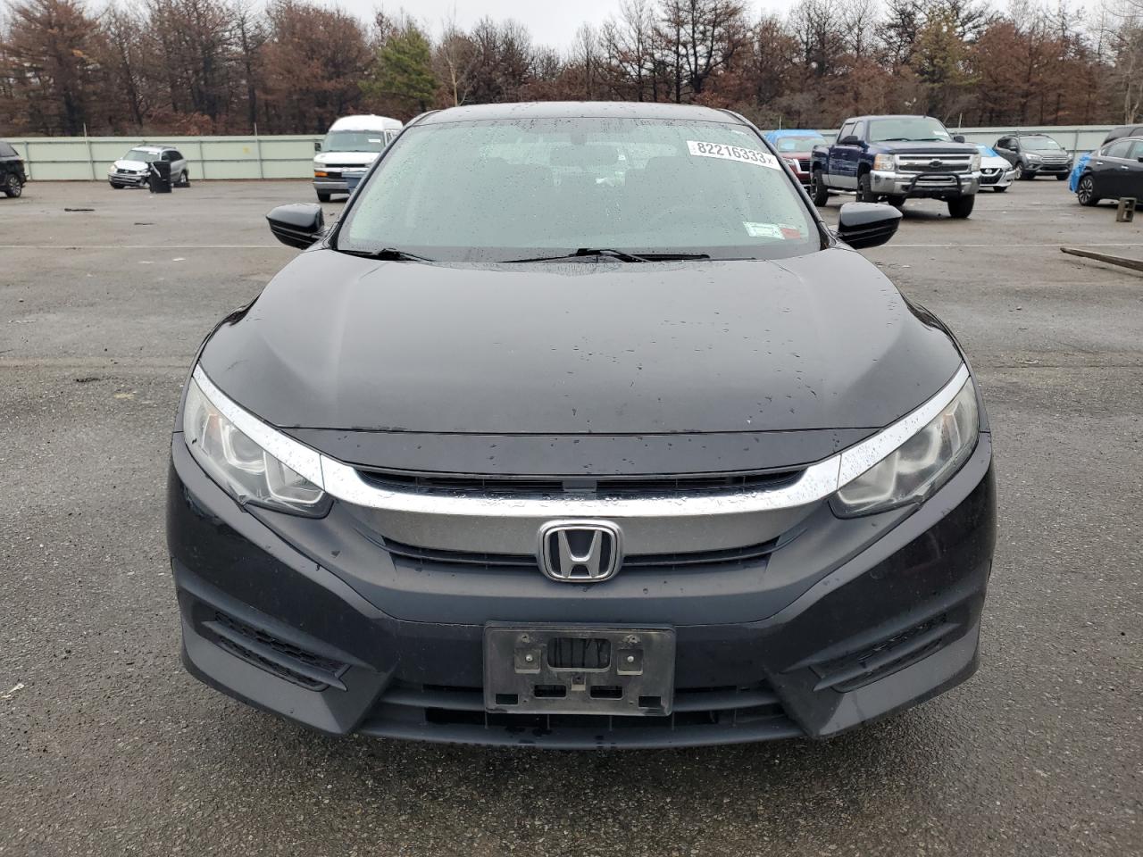 Photo 4 VIN: 2HGFC2F5XJH523752 - HONDA CIVIC 