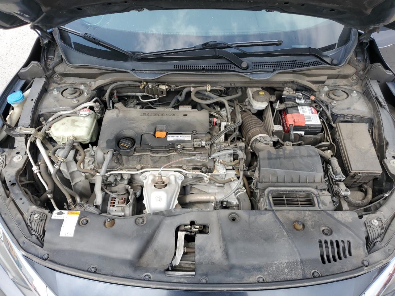 Photo 10 VIN: 2HGFC2F5XJH533262 - HONDA CIVIC 