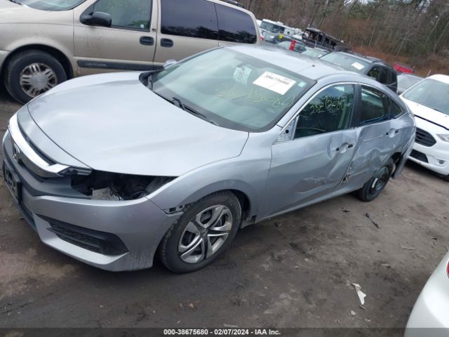 Photo 5 VIN: 2HGFC2F5XJH566701 - HONDA CIVIC 