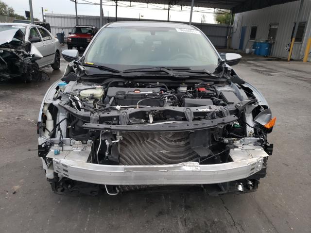 Photo 8 VIN: 2HGFC2F5XJH583661 - HONDA CIVIC LX 