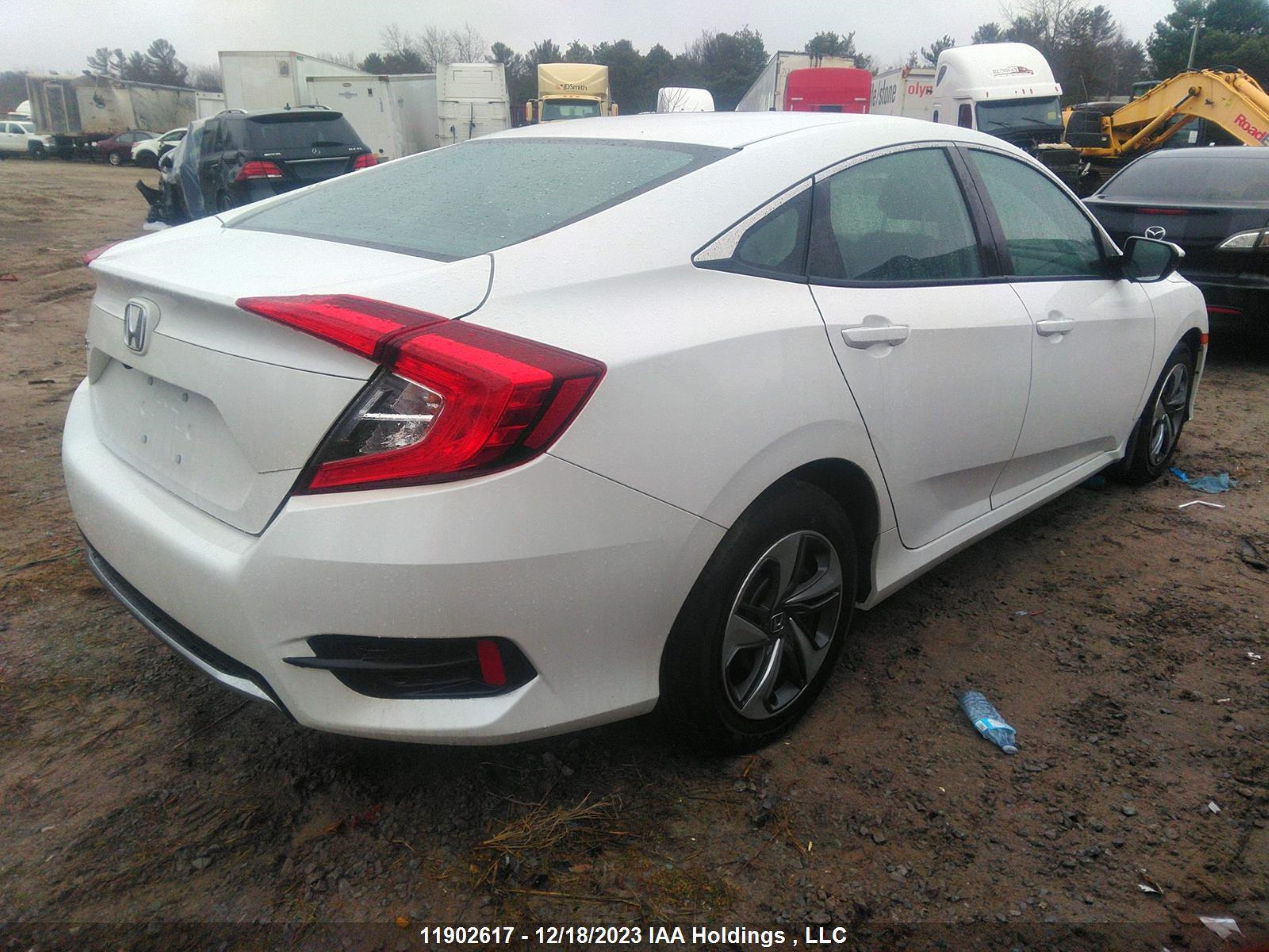 Photo 3 VIN: 2HGFC2F5XLH018426 - HONDA CIVIC 