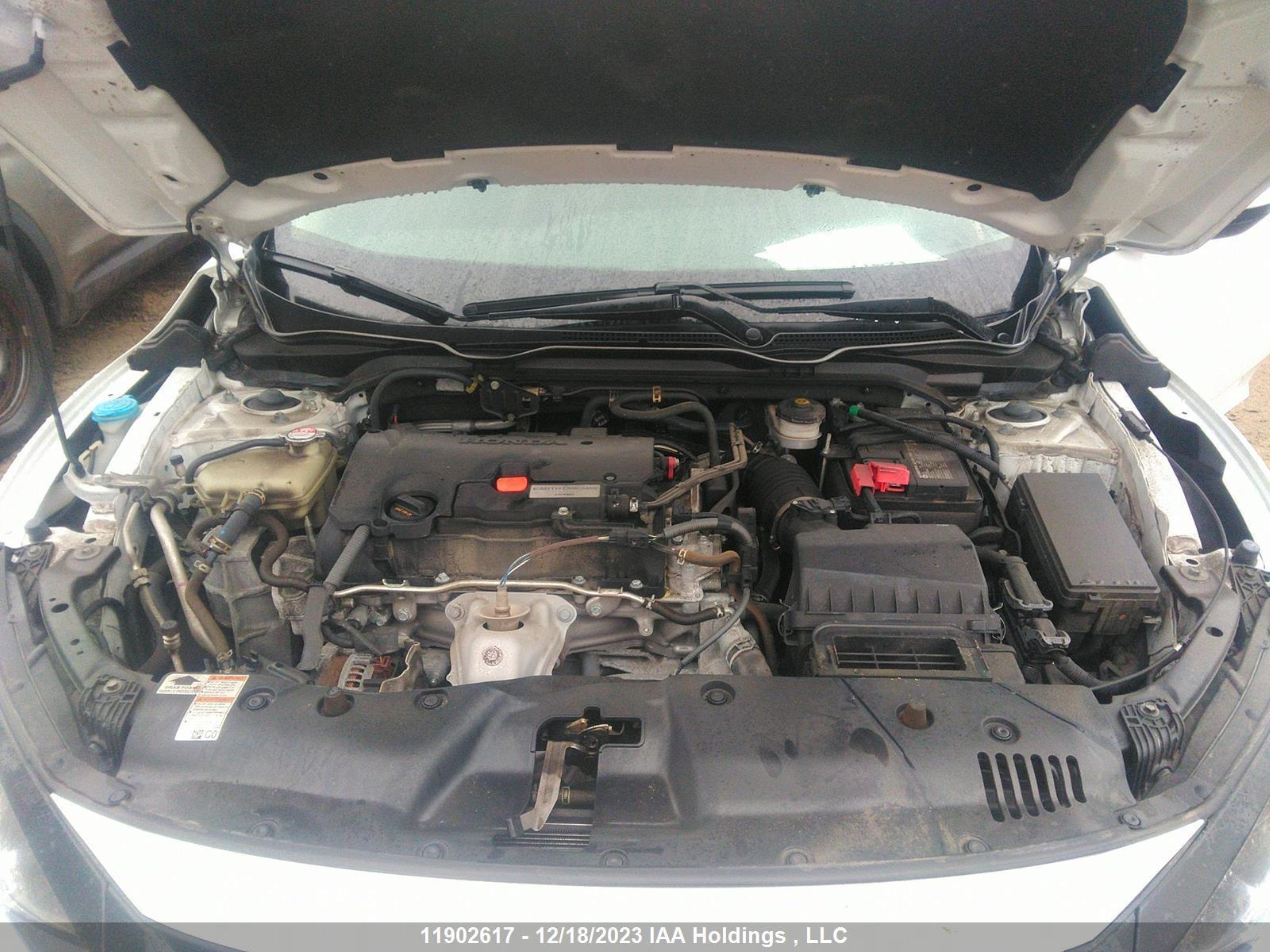 Photo 9 VIN: 2HGFC2F5XLH018426 - HONDA CIVIC 