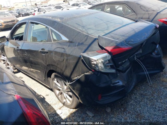 Photo 2 VIN: 2HGFC2F60JH575013 - HONDA CIVIC 