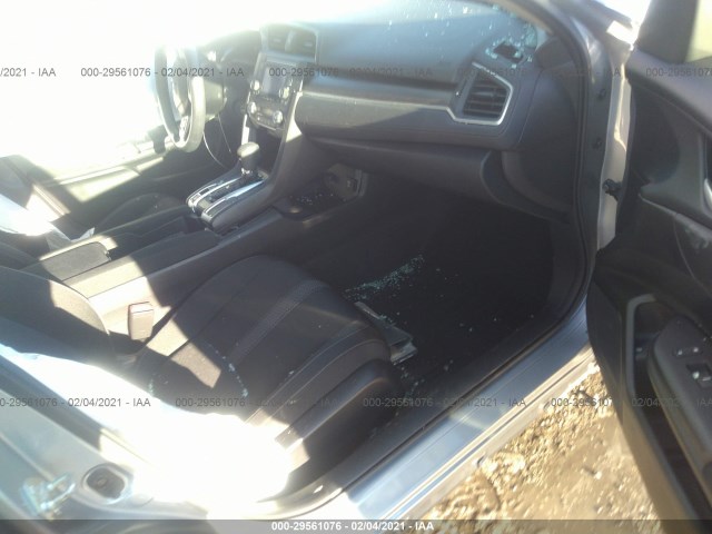 Photo 4 VIN: 2HGFC2F60KH550131 - HONDA CIVIC SEDAN 