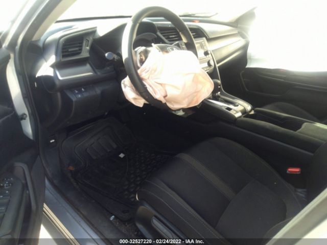 Photo 4 VIN: 2HGFC2F60KH598194 - HONDA CIVIC SEDAN 