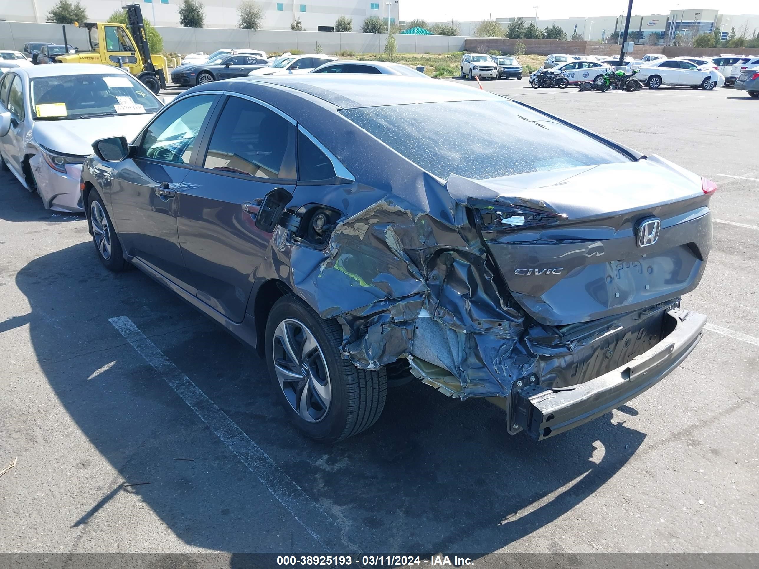 Photo 2 VIN: 2HGFC2F60MH553968 - HONDA CIVIC 