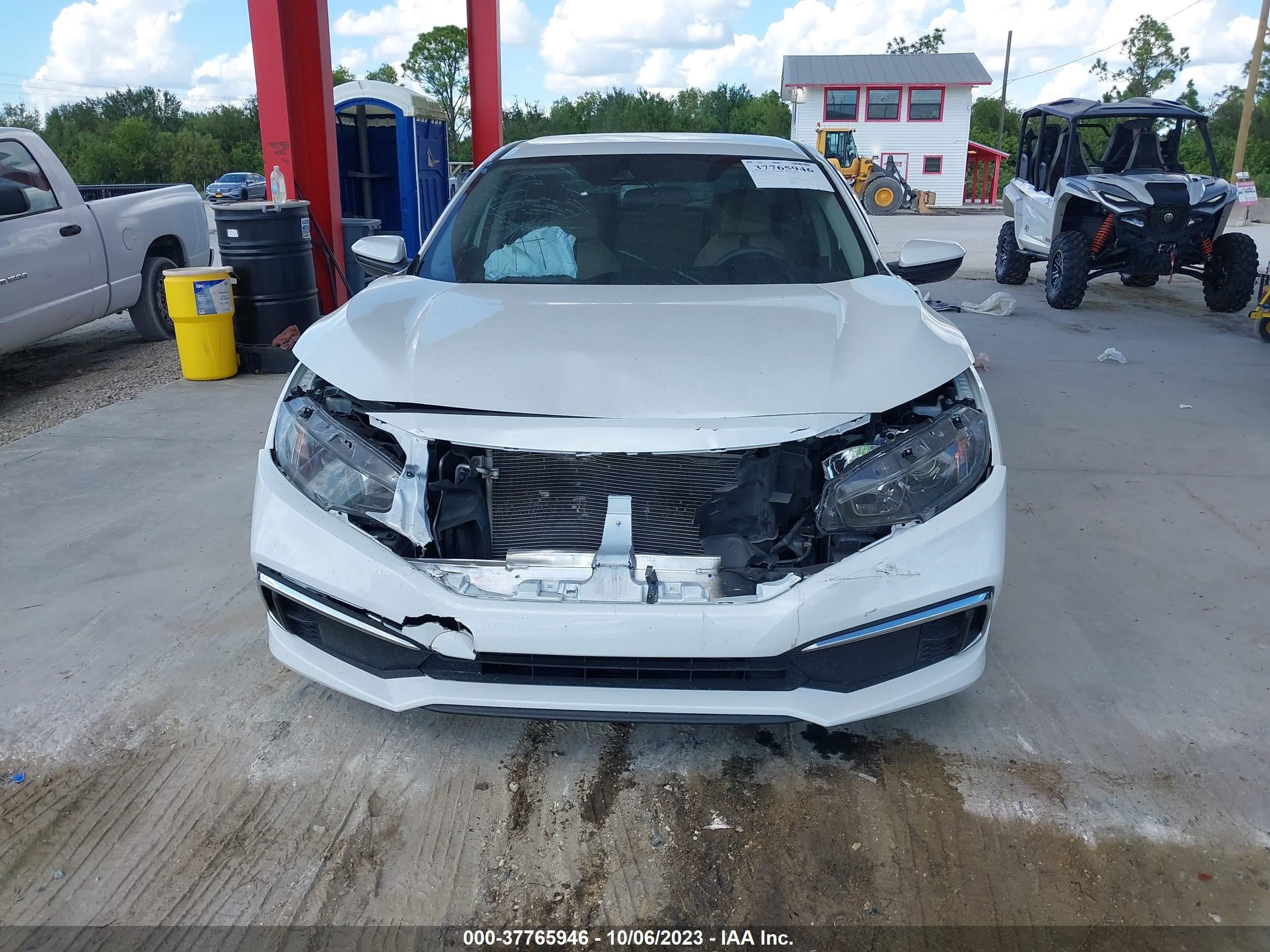 Photo 11 VIN: 2HGFC2F61KH583445 - HONDA CIVIC 