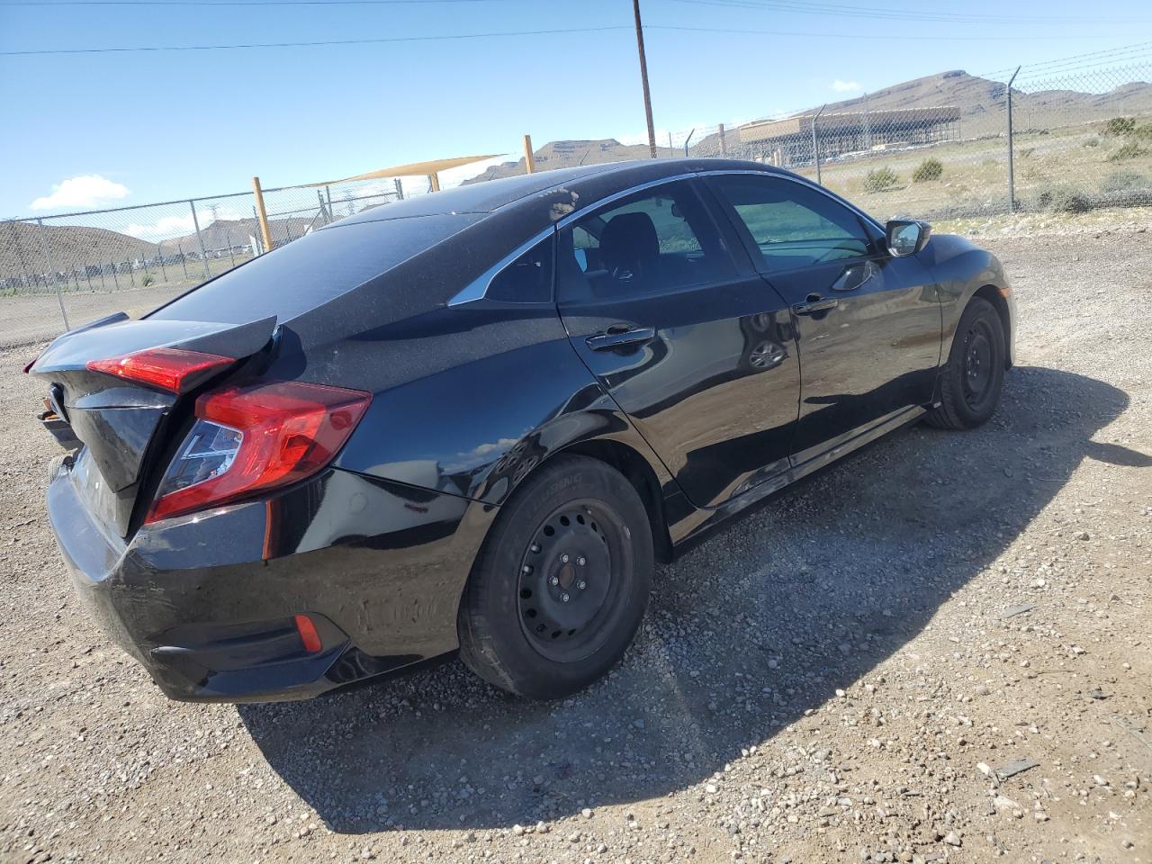 Photo 2 VIN: 2HGFC2F61KH589746 - HONDA CIVIC 