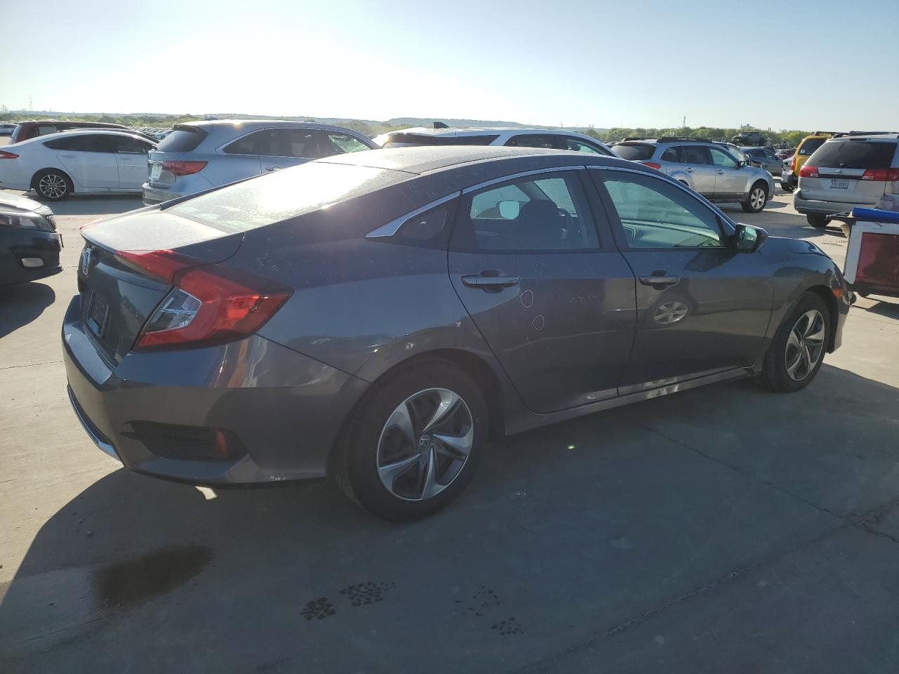 Photo 2 VIN: 2HGFC2F61LH555680 - HONDA CIVIC 