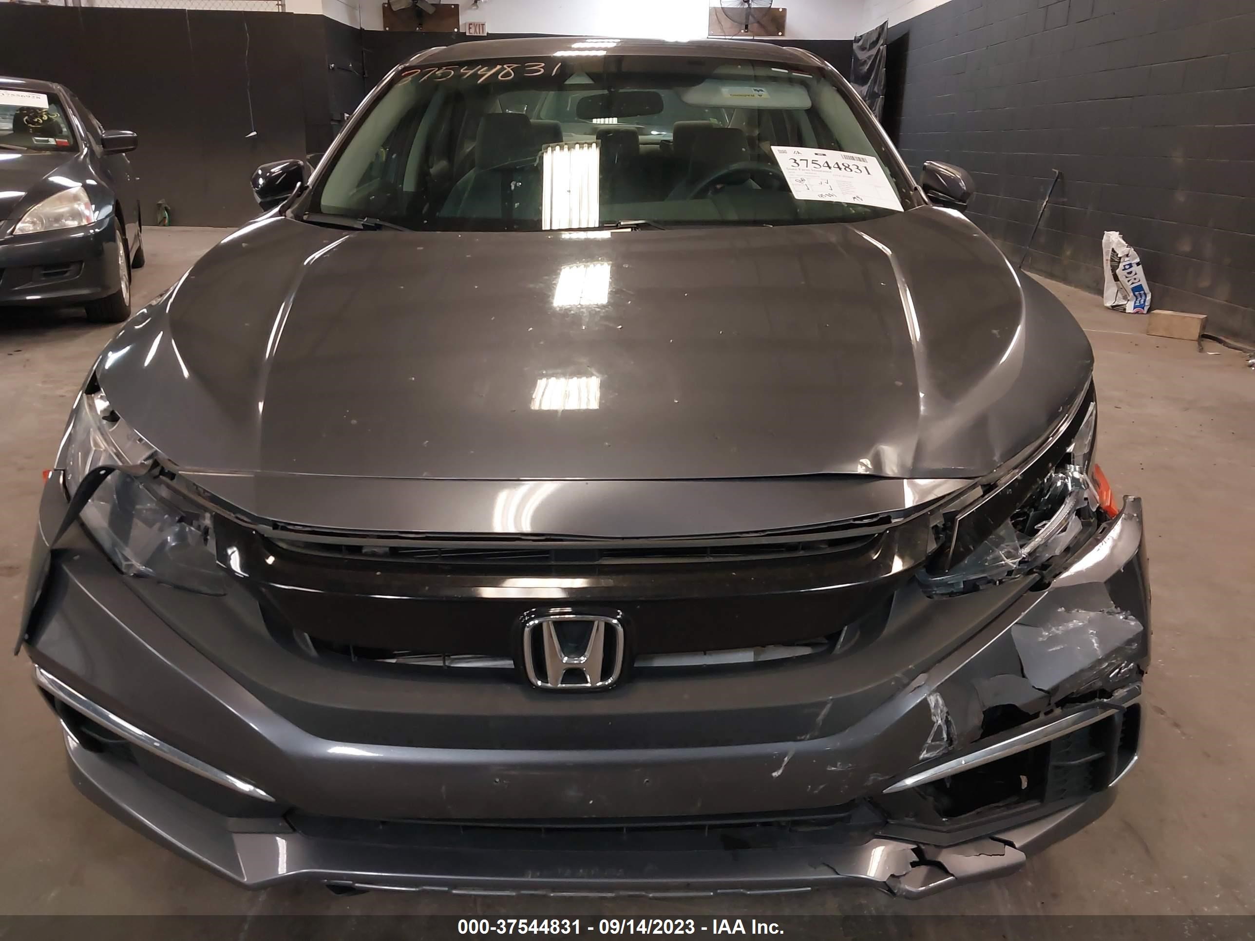 Photo 5 VIN: 2HGFC2F62KH568758 - HONDA CIVIC 