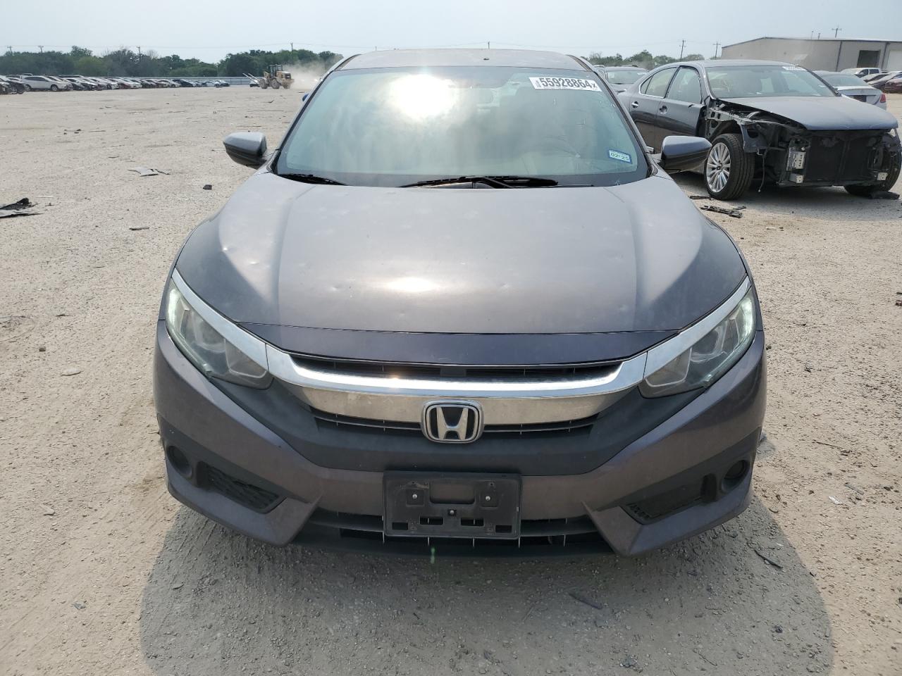 Photo 4 VIN: 2HGFC2F64JH544847 - HONDA CIVIC 