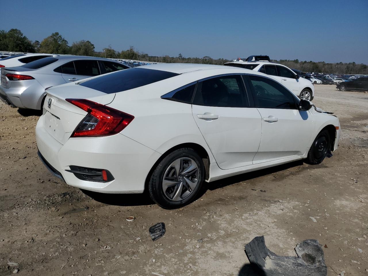 Photo 2 VIN: 2HGFC2F64MH556274 - HONDA CIVIC 