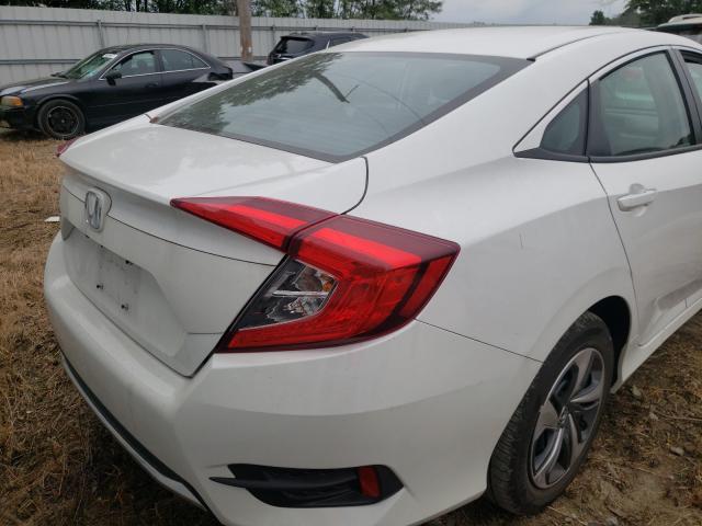 Photo 3 VIN: 2HGFC2F67KH589377 - HONDA CIVIC LX 