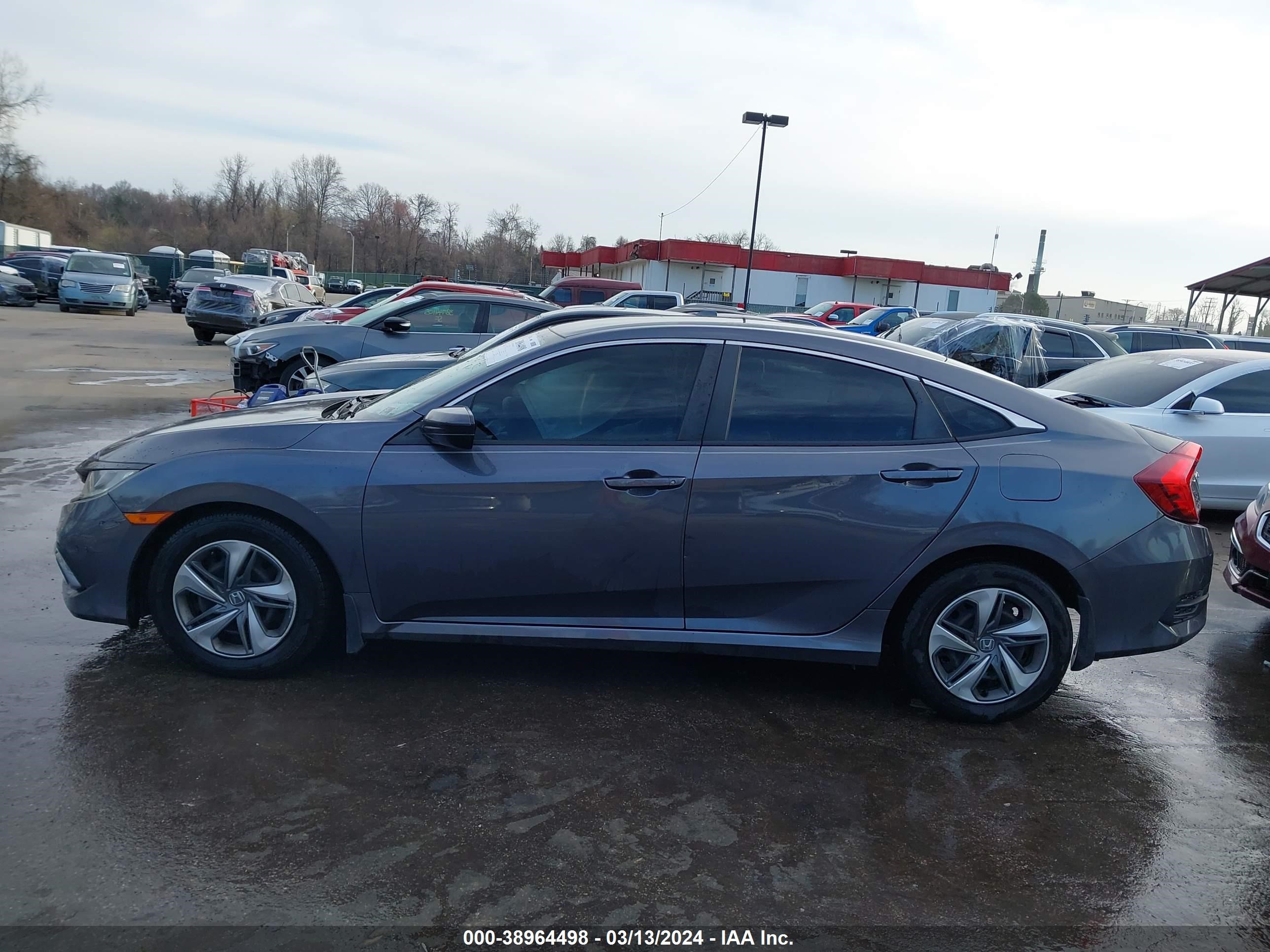 Photo 13 VIN: 2HGFC2F68KH540723 - HONDA CIVIC 