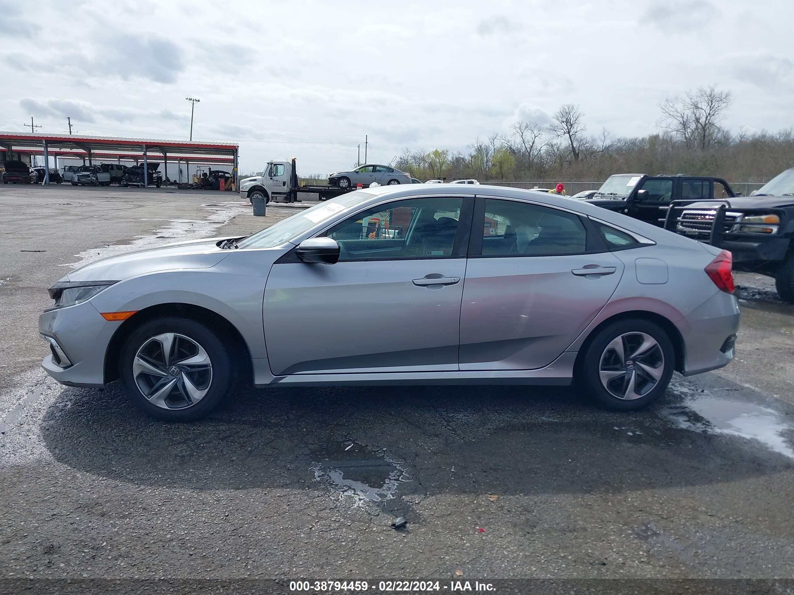 Photo 13 VIN: 2HGFC2F69MH529703 - HONDA CIVIC 