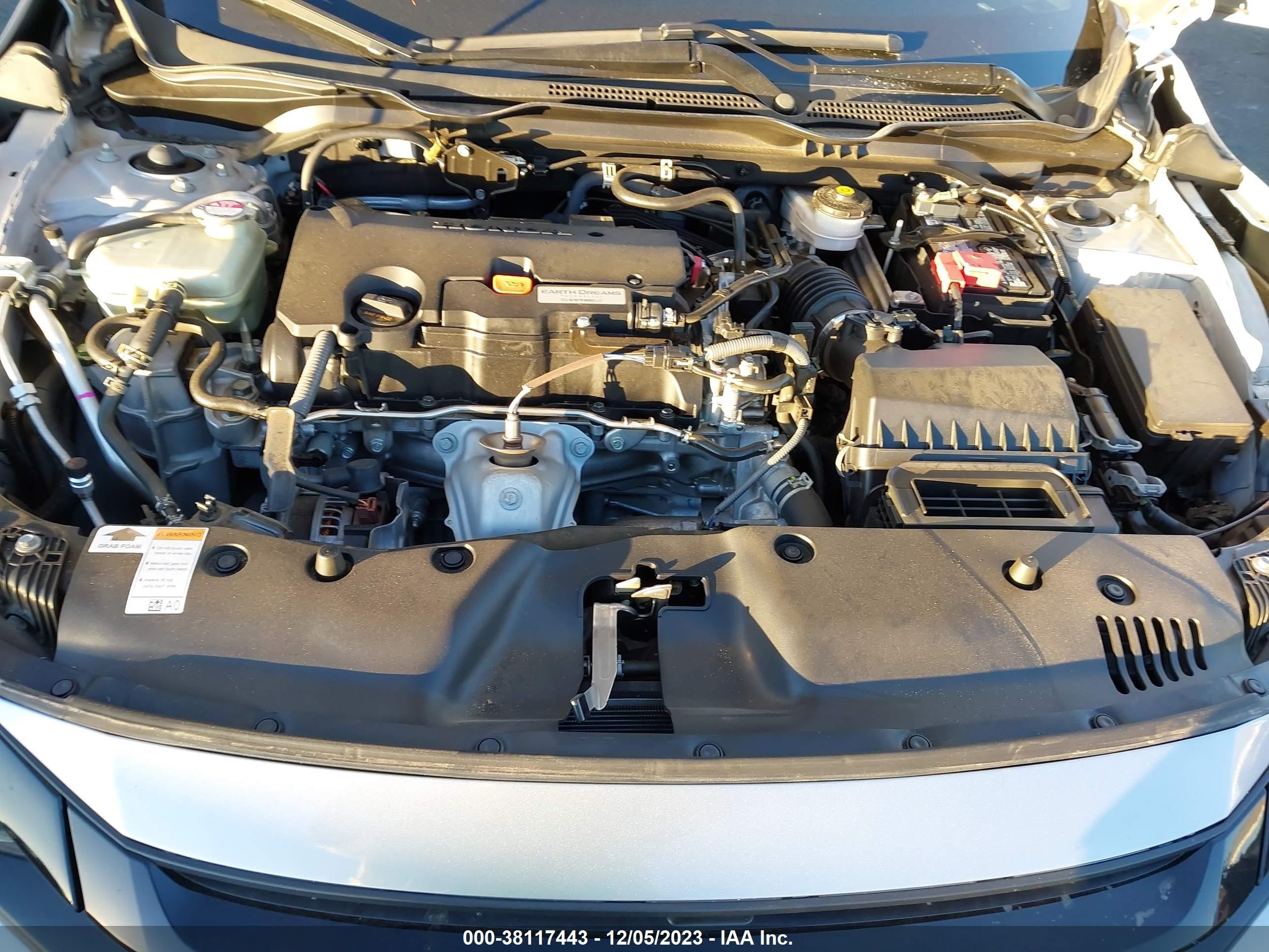 Photo 9 VIN: 2HGFC2F6XKH559242 - HONDA CIVIC 