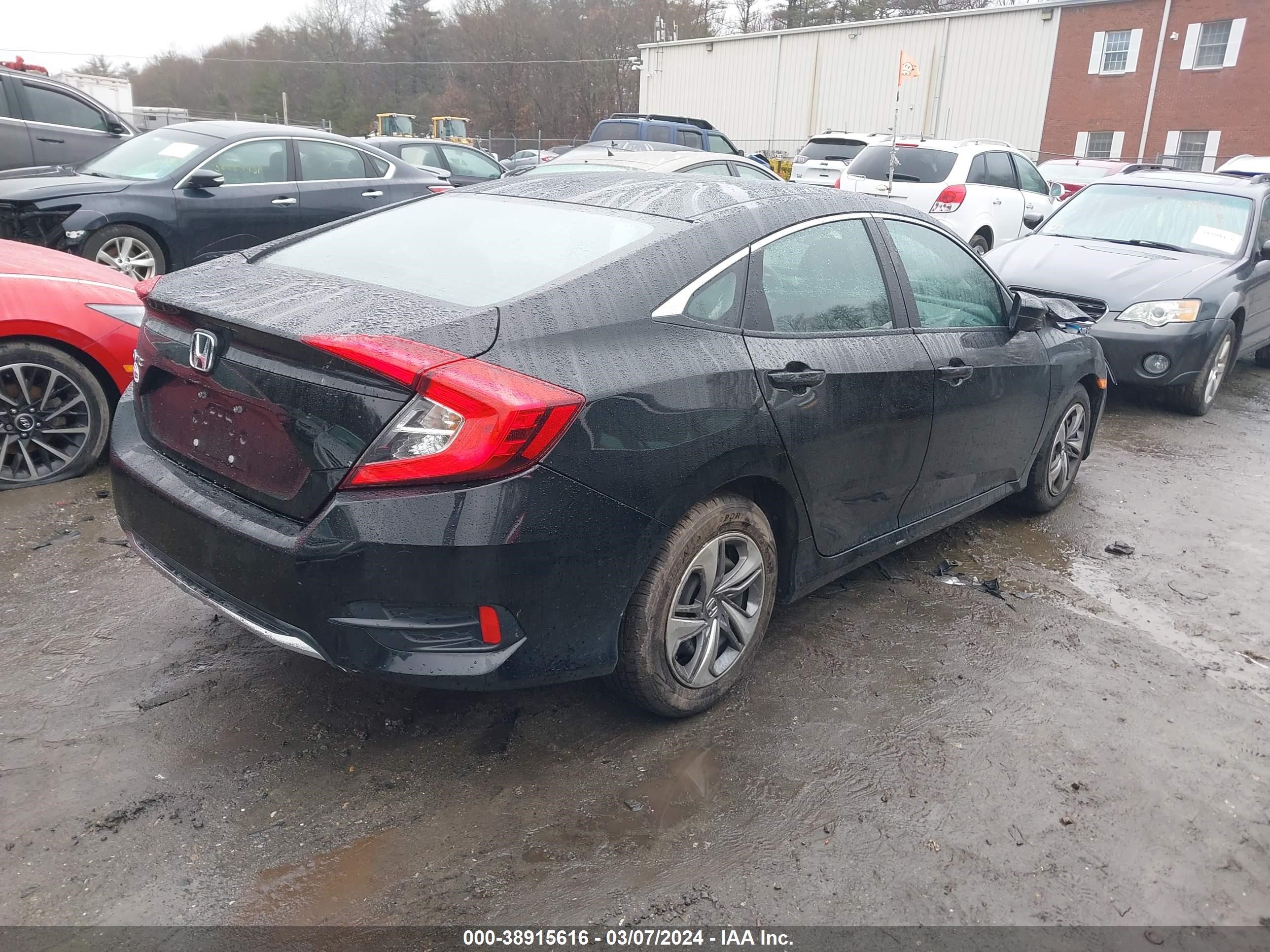 Photo 3 VIN: 2HGFC2F6XKH565056 - HONDA CIVIC 