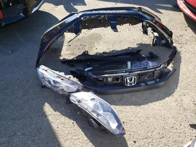 Photo 8 VIN: 2HGFC2F6XKH567700 - HONDA CIVIC LX 