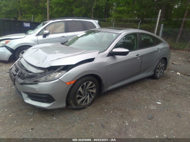 Photo 1 VIN: 2HGFC2F70HH570686 - HONDA CIVIC SEDAN 