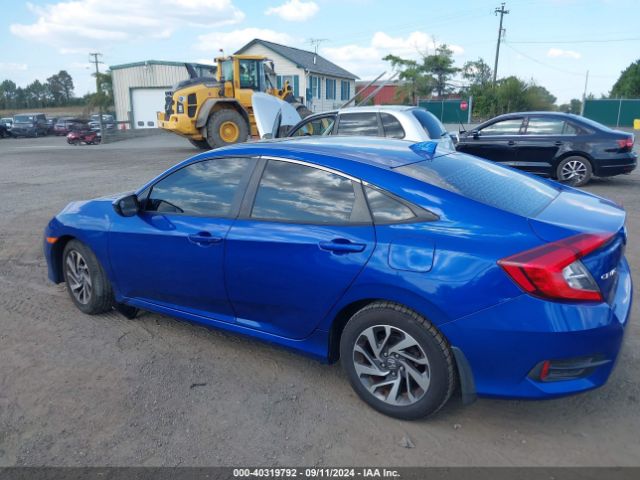 Photo 2 VIN: 2HGFC2F70JH535393 - HONDA CIVIC 