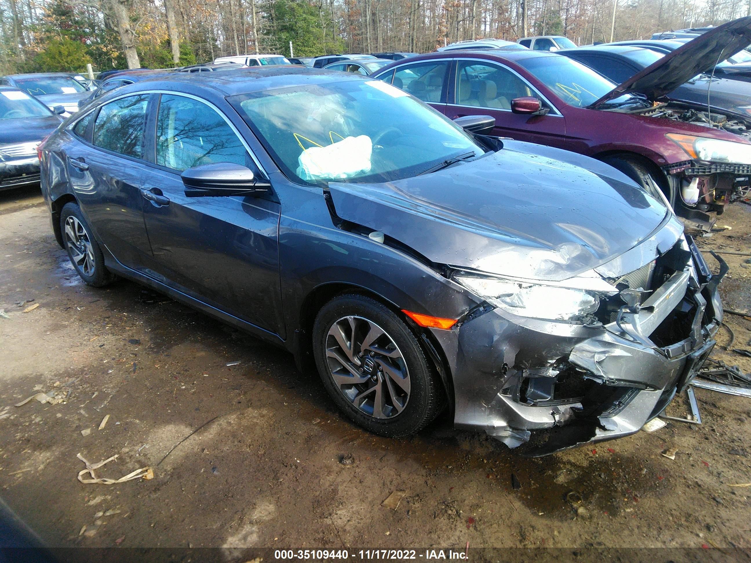 Photo 0 VIN: 2HGFC2F70JH547561 - HONDA CIVIC 