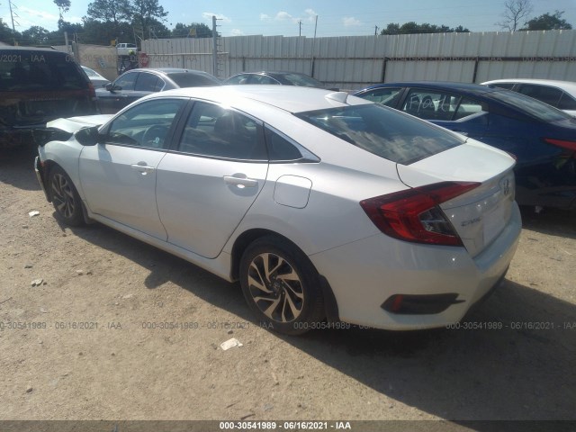 Photo 2 VIN: 2HGFC2F70JH557460 - HONDA CIVIC SEDAN 