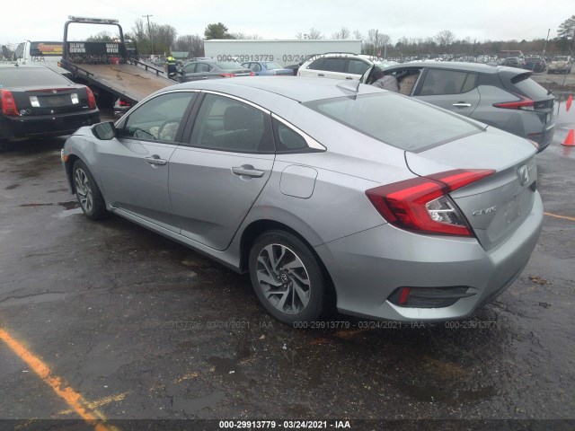 Photo 2 VIN: 2HGFC2F70JH587039 - HONDA CIVIC SEDAN 