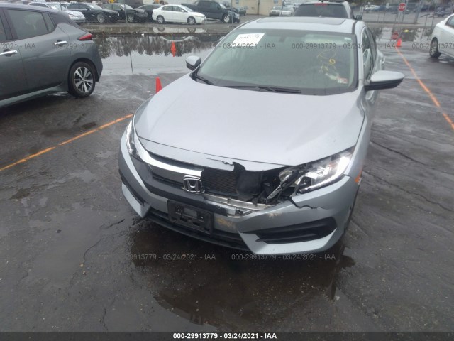 Photo 5 VIN: 2HGFC2F70JH587039 - HONDA CIVIC SEDAN 