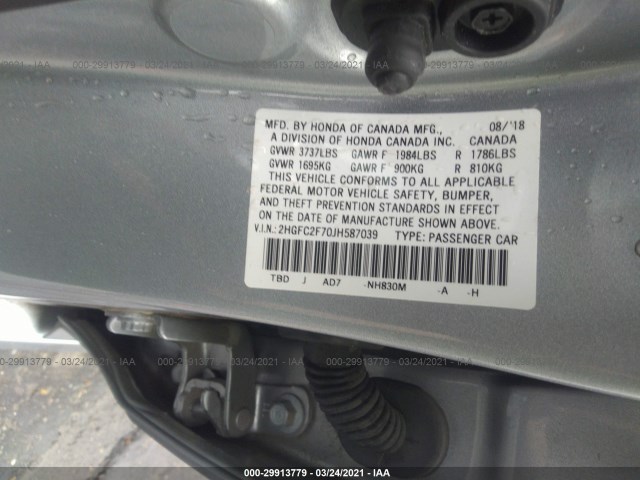 Photo 8 VIN: 2HGFC2F70JH587039 - HONDA CIVIC SEDAN 