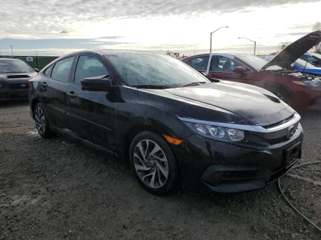 Photo 3 VIN: 2HGFC2F70JH590913 - HONDA CIVIC 