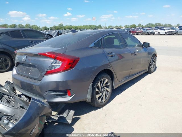 Photo 3 VIN: 2HGFC2F70JH593083 - HONDA CIVIC 