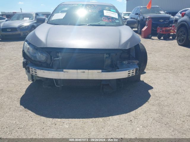 Photo 5 VIN: 2HGFC2F70JH593083 - HONDA CIVIC 