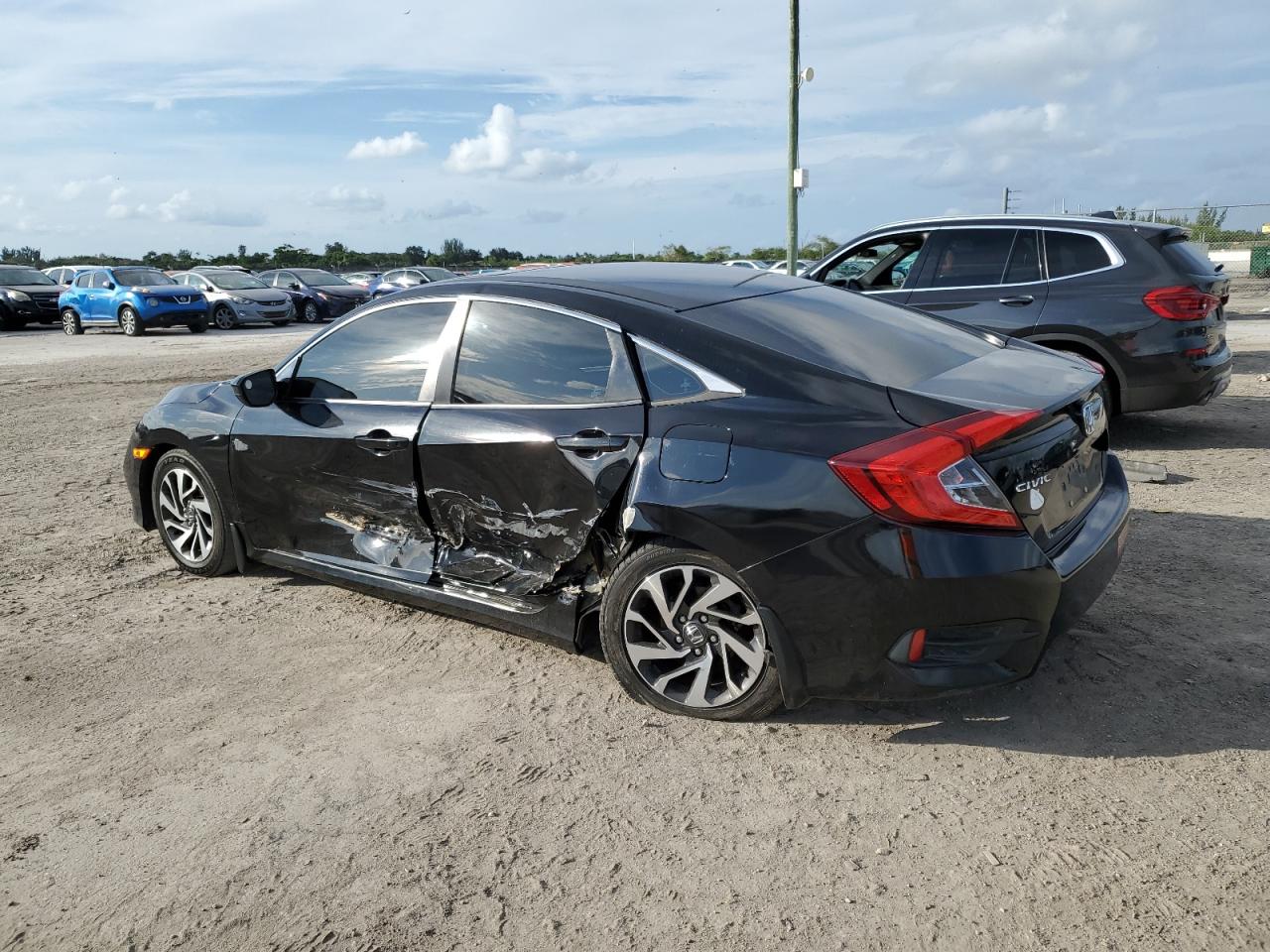 Photo 1 VIN: 2HGFC2F71GH504579 - HONDA CIVIC 