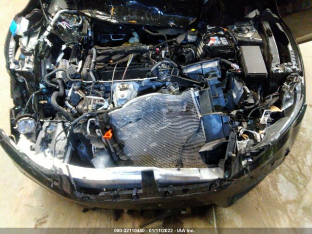 Photo 9 VIN: 2HGFC2F71JH508204 - HONDA CIVIC SEDAN 