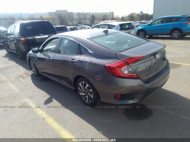 Photo 2 VIN: 2HGFC2F71JH517792 - HONDA CIVIC SEDAN 