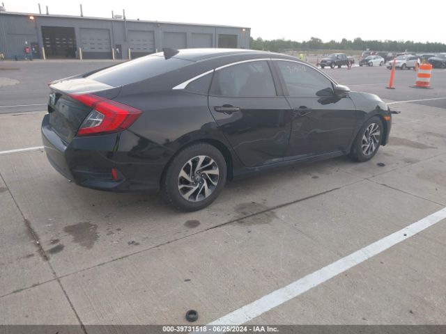 Photo 3 VIN: 2HGFC2F72HH506116 - HONDA CIVIC 