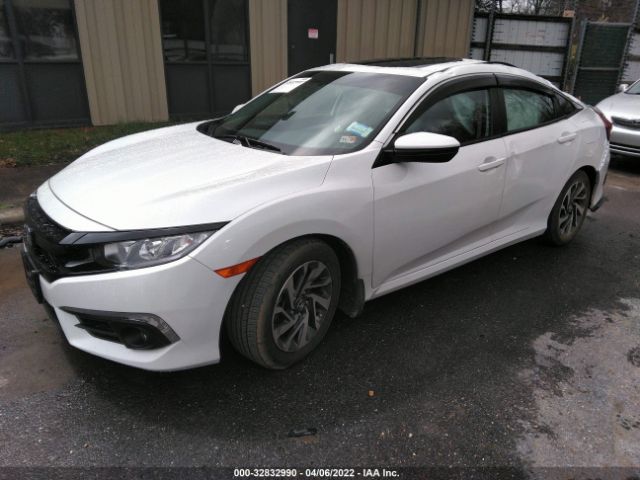 Photo 1 VIN: 2HGFC2F72JH505702 - HONDA CIVIC SEDAN 