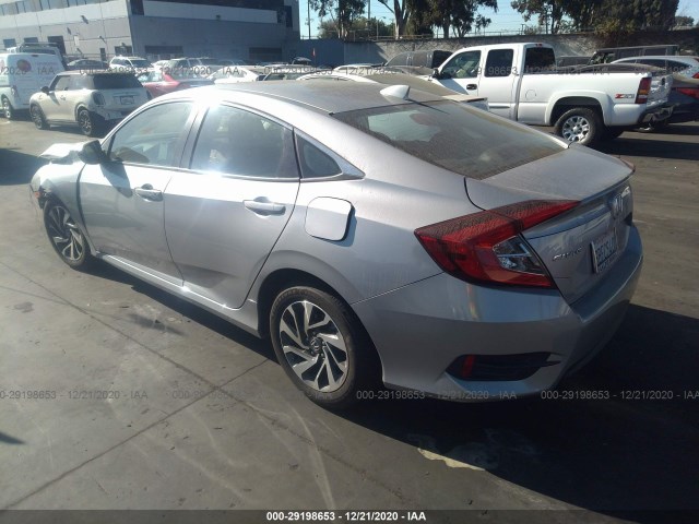 Photo 2 VIN: 2HGFC2F72JH513086 - HONDA CIVIC SEDAN 