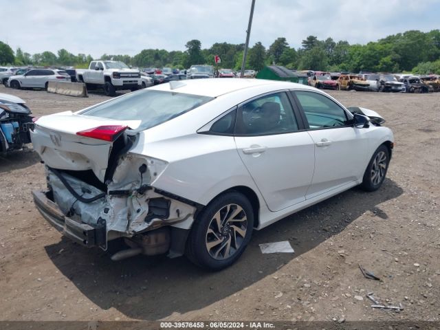 Photo 3 VIN: 2HGFC2F72JH566161 - HONDA CIVIC 