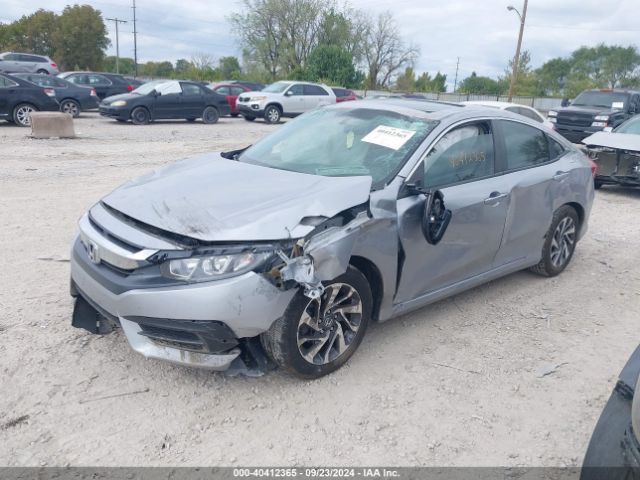 Photo 1 VIN: 2HGFC2F72JH572901 - HONDA CIVIC 