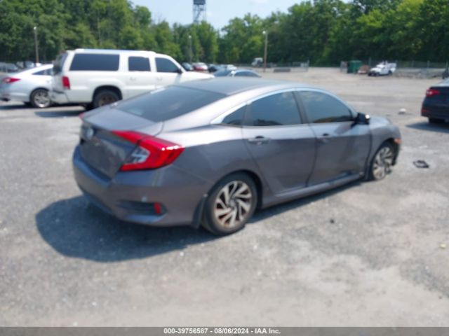 Photo 3 VIN: 2HGFC2F73GH530665 - HONDA CIVIC 