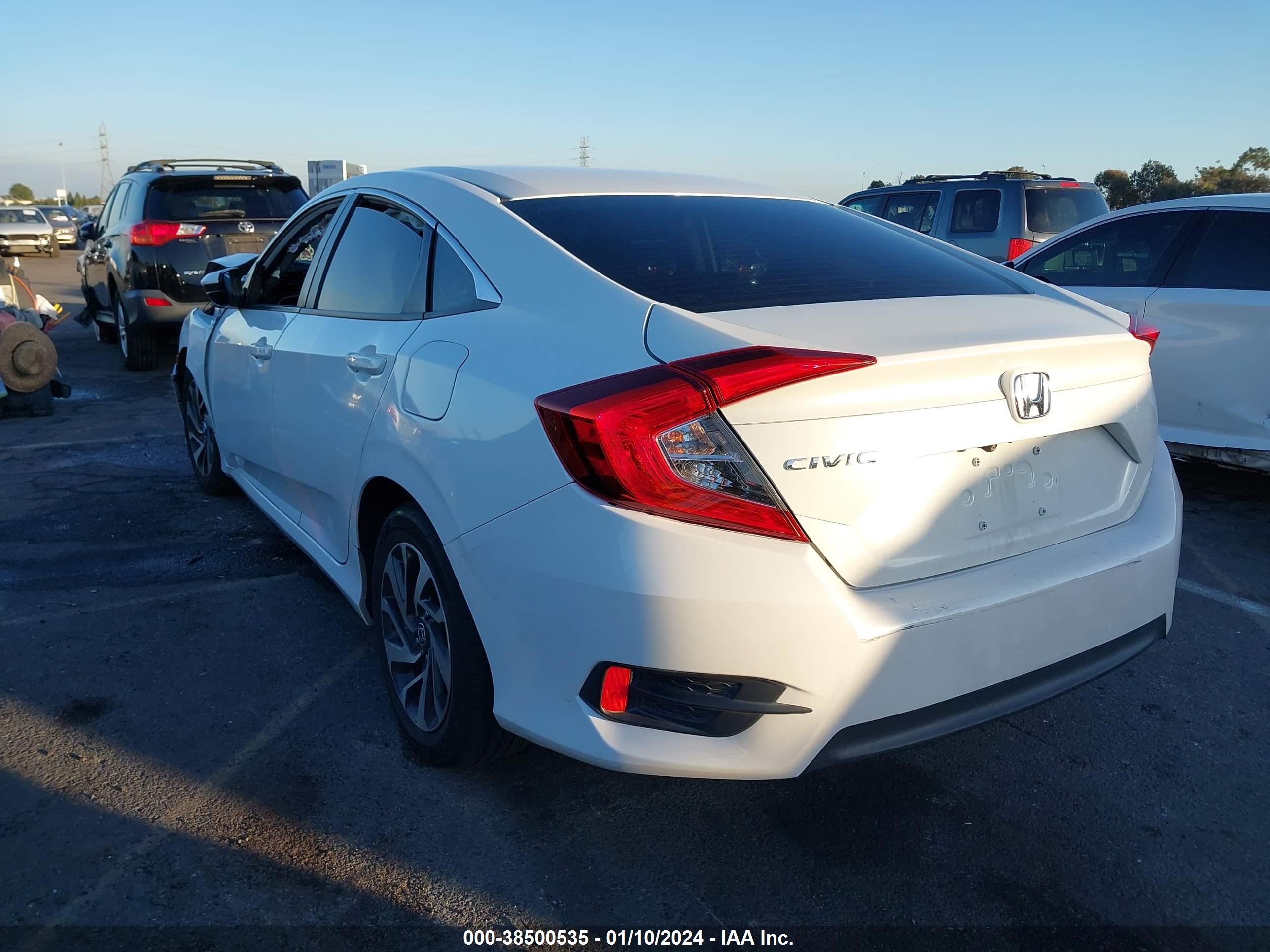 Photo 1 VIN: 2HGFC2F73GH555727 - HONDA CIVIC 