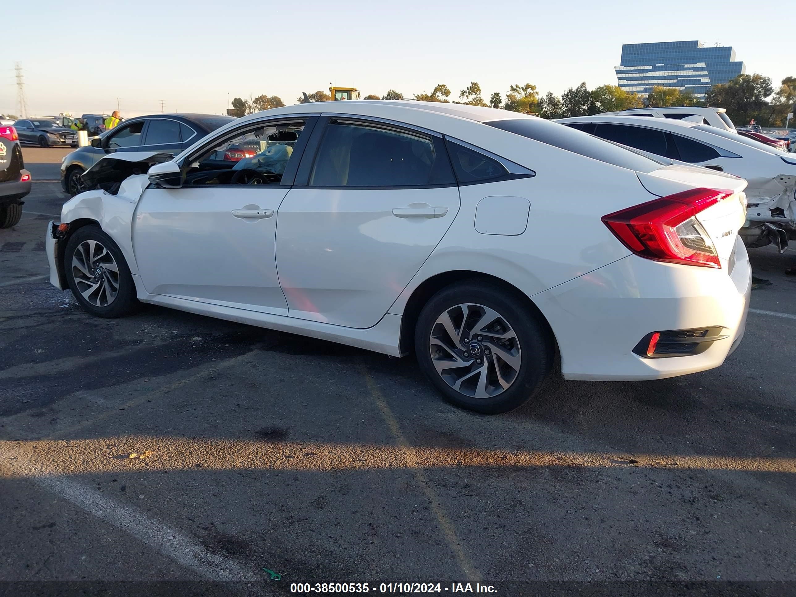 Photo 12 VIN: 2HGFC2F73GH555727 - HONDA CIVIC 