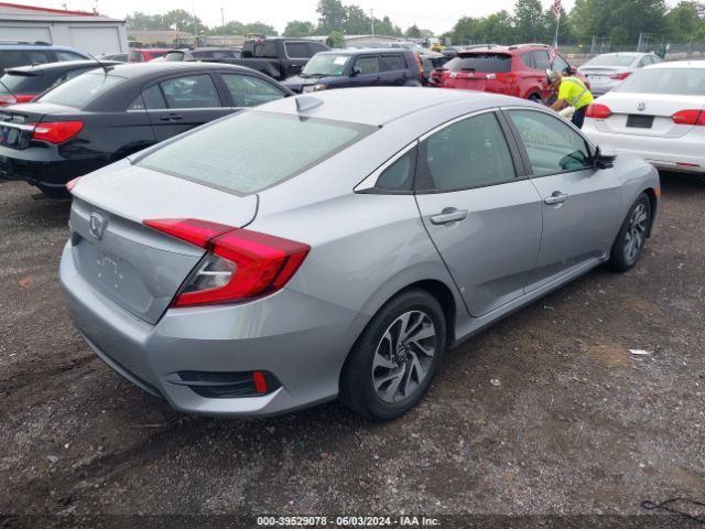 Photo 3 VIN: 2HGFC2F73HH565420 - HONDA CIVIC 