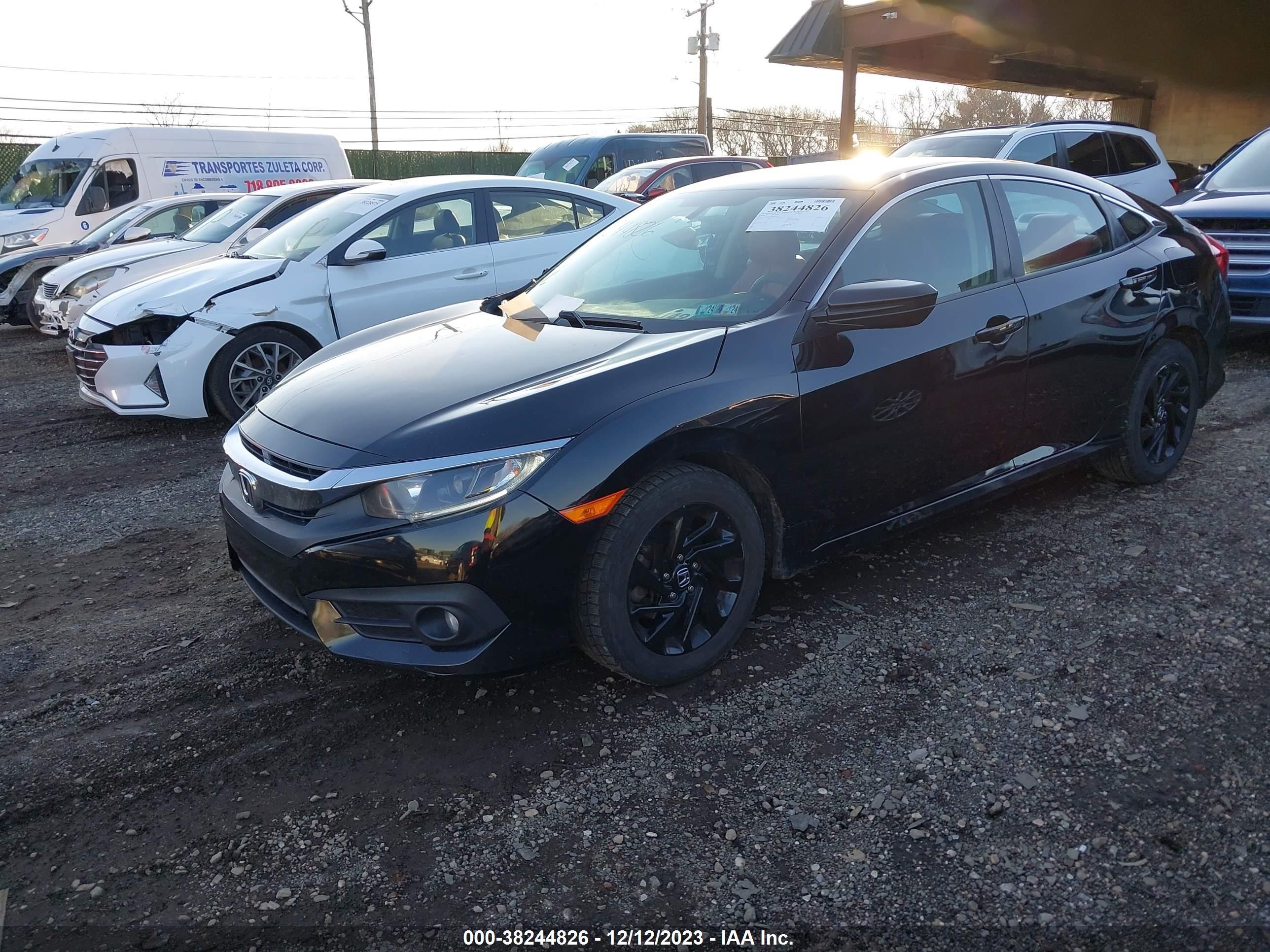 Photo 1 VIN: 2HGFC2F73JH562684 - HONDA CIVIC 